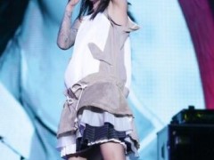 谭维维歌曲《Blah Blah Blah》歌词+